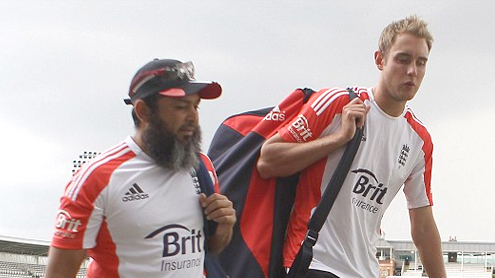 Cook credits Mushtaq for victory