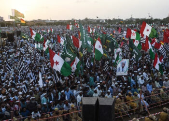 PDM sans PPP holds first power show in Karachi