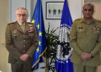 Pakistan looks forward to enhancing cooperation with EU countries: Army Chief
